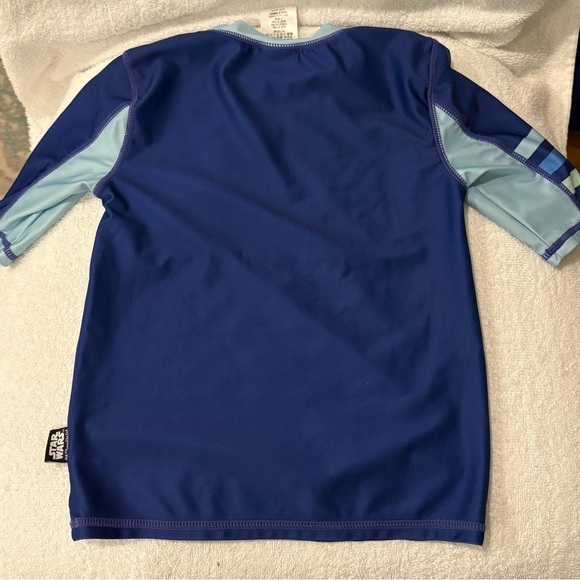Disney Star Wars Blue Rash Guard boys, swim shirt,
5/6 - Picture 2 of 3